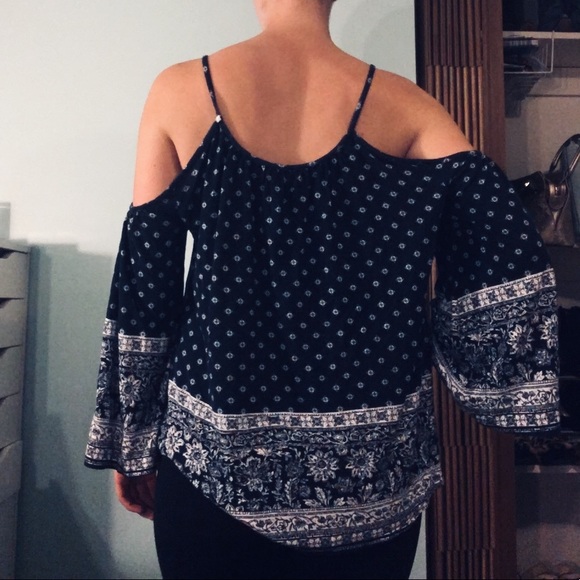 🌵Passport Top - Picture 3 of 3